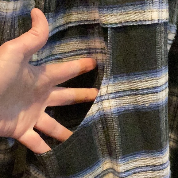 Plaid Long cardigan style button-down Shirt - Picture 3 of 7